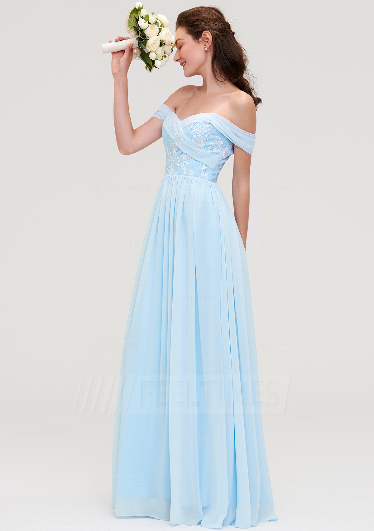 A-Line/Princess Off-The-Shoulder Sleeveless Long/Floor-Length Chiffon Bridesmaid Dresses With Pleated Appliqued